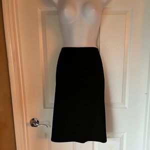 Max Mara Lightweight Virgin Wool Classic Skirt